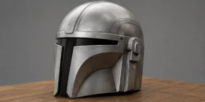 Casque de chasseur de primes à finition métal vieilli