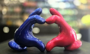 Cœurs et mains décoratifs imprimés en 3D
