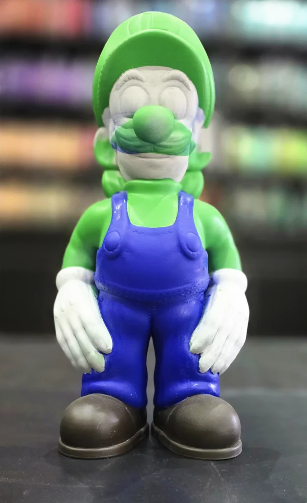 Figurine de personnage de jeu vidéo, vue de face