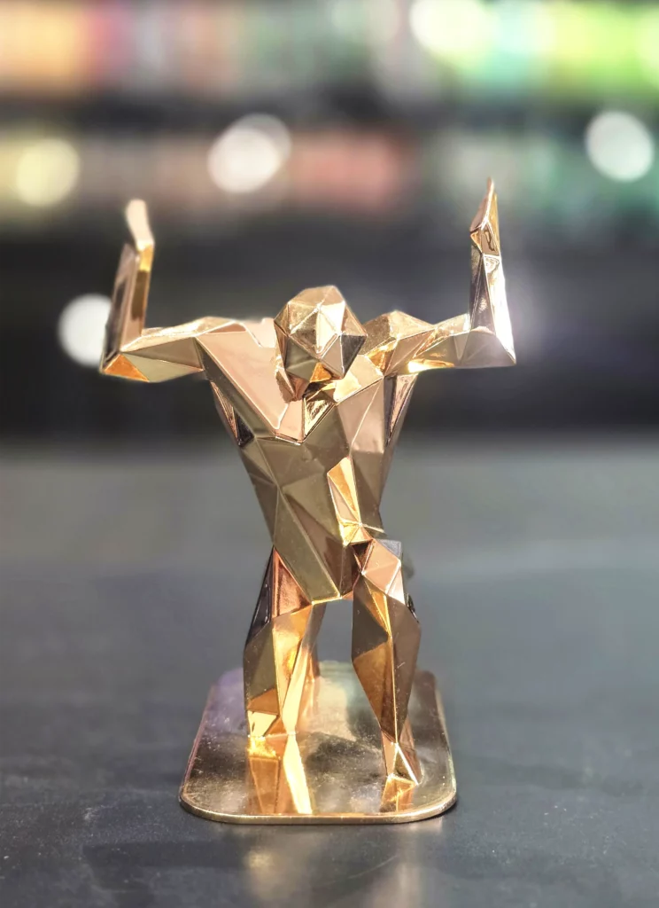 Atlas décoratif à finition bronze imprimé en 3D