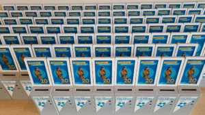 Série de présentoirs imprimés en 3D avec porte-visuel intégré