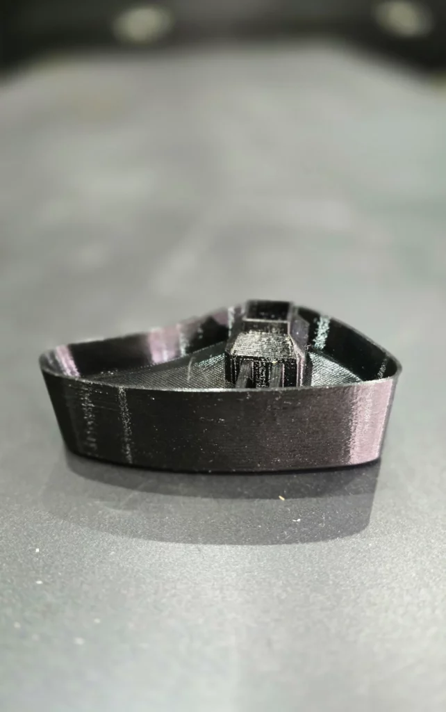 Pied rehausseur noir imprimé en 3D pour imprimante